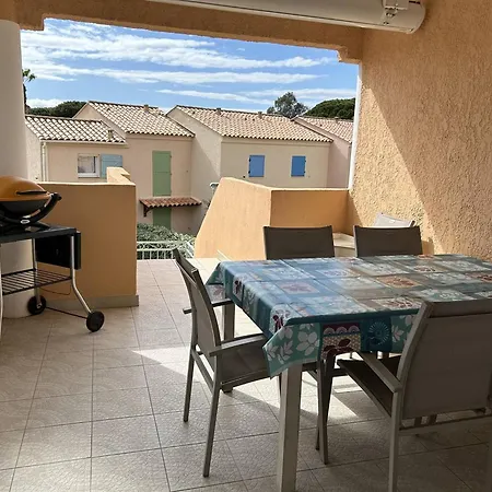 Duplex 3p, 6 Couchages, Proche Plage, Parking, Television, Balcon, Menage Inclus - Fr-1-251-722 Le Lavandou